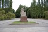 Sowjetisches-Ehrenmal-BerlinTreptow-2013-130827-DSC_0111.jpg