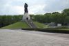 Sowjetisches-Ehrenmal-BerlinTreptow-2013-130827-DSC_0189.jpg